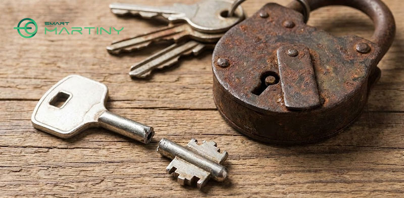 بررسی دلایل اصلی شکستن کلید در قفل